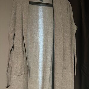 Elegant Gray Women's Cardigan